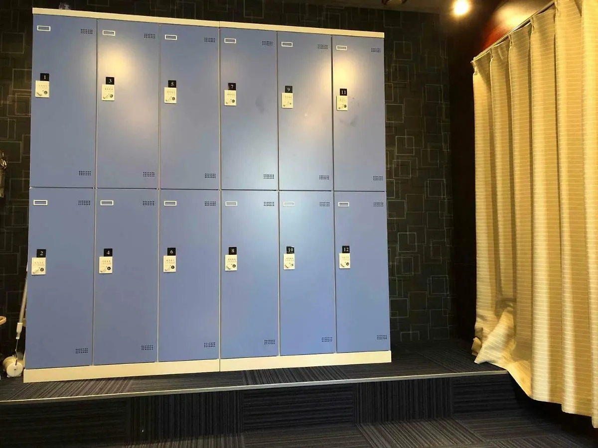 Hostel Hotel Adonis Tokyo - Dormitory Share Room For Male Only At City Center Japan