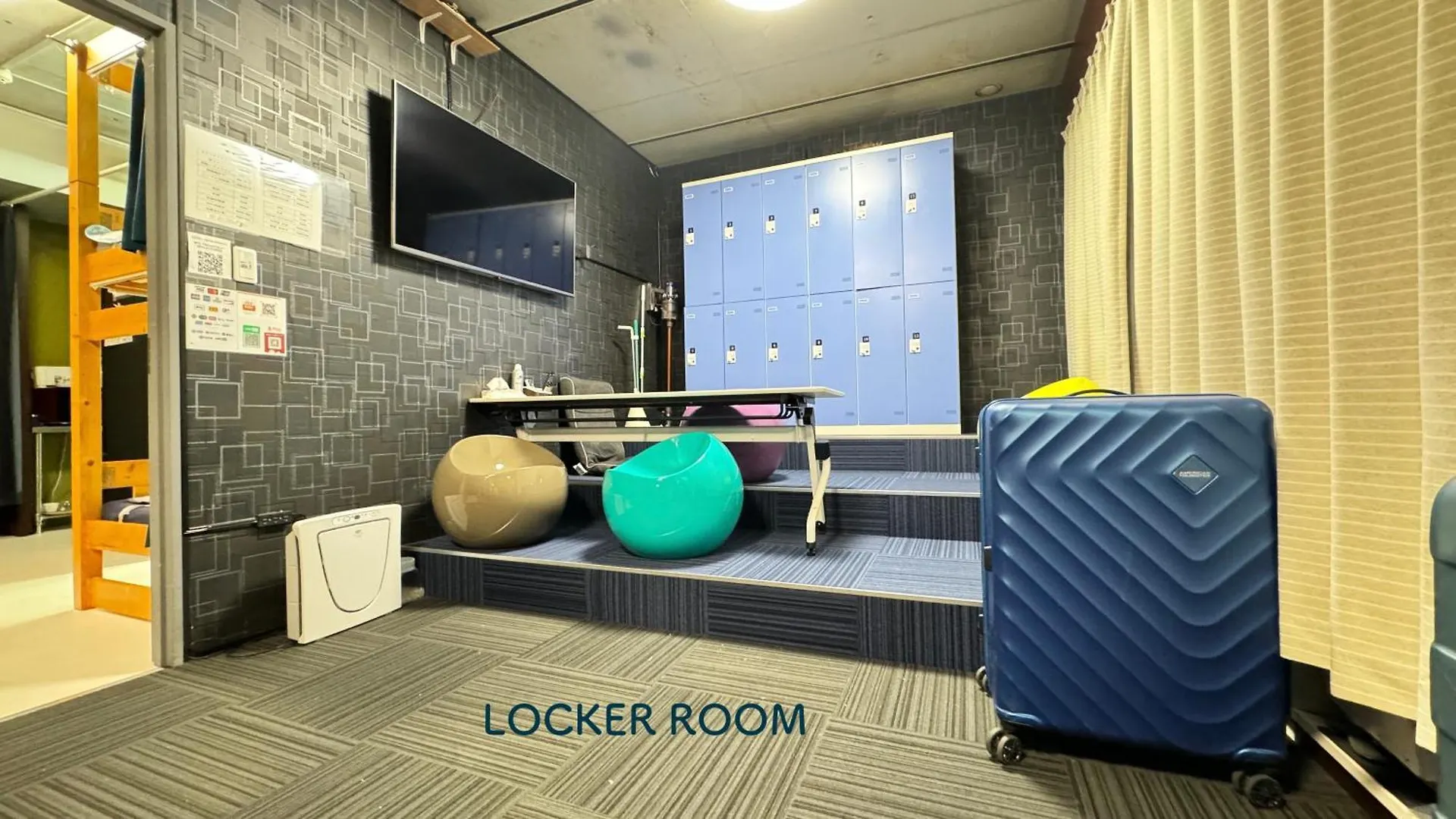 Hotel Adonis Tokyo - Dormitory Share Room For Male Only At City Center Japan